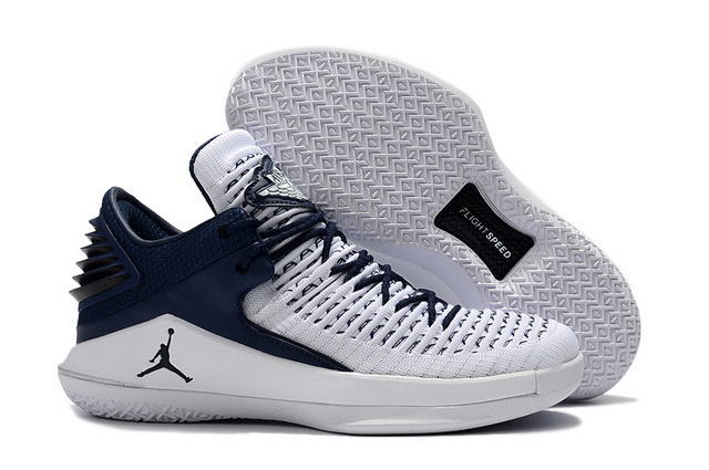 Air Jordan Retro 32 Low 035